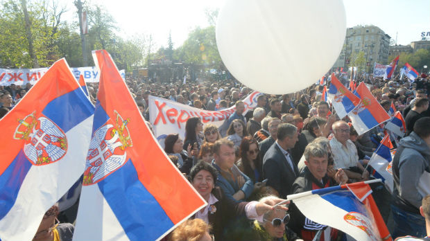 Miting u okviru kampanje Budućnost Srbije u Beogradu, počelo okupljanje građana