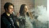 Mladi i pušenje: Zašto je Australija odlučila da raskrsti sa elektronskim cigaretama
