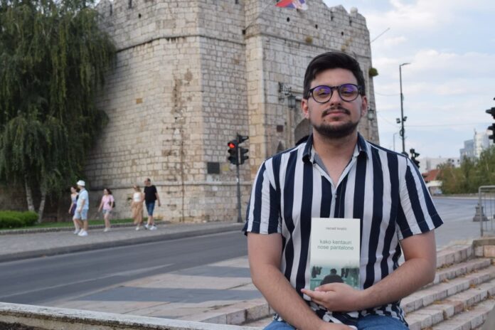 Mladi niški pesnik objavio zbirku „Kako kentauri nose pantalone“ – poetsko suočavanje s identitetom