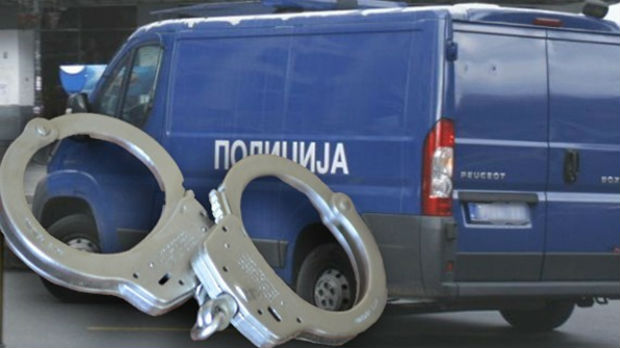Mladić uhapšen zbog obijanja automobila u Rakovici