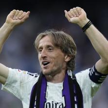 Modrić ODBIO lekarske preglede u Milanu: Ne mogu...
