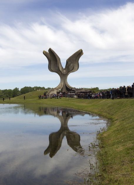 Molitveni skup povodom dana proboja poslednjih jasenovačkih logoraša