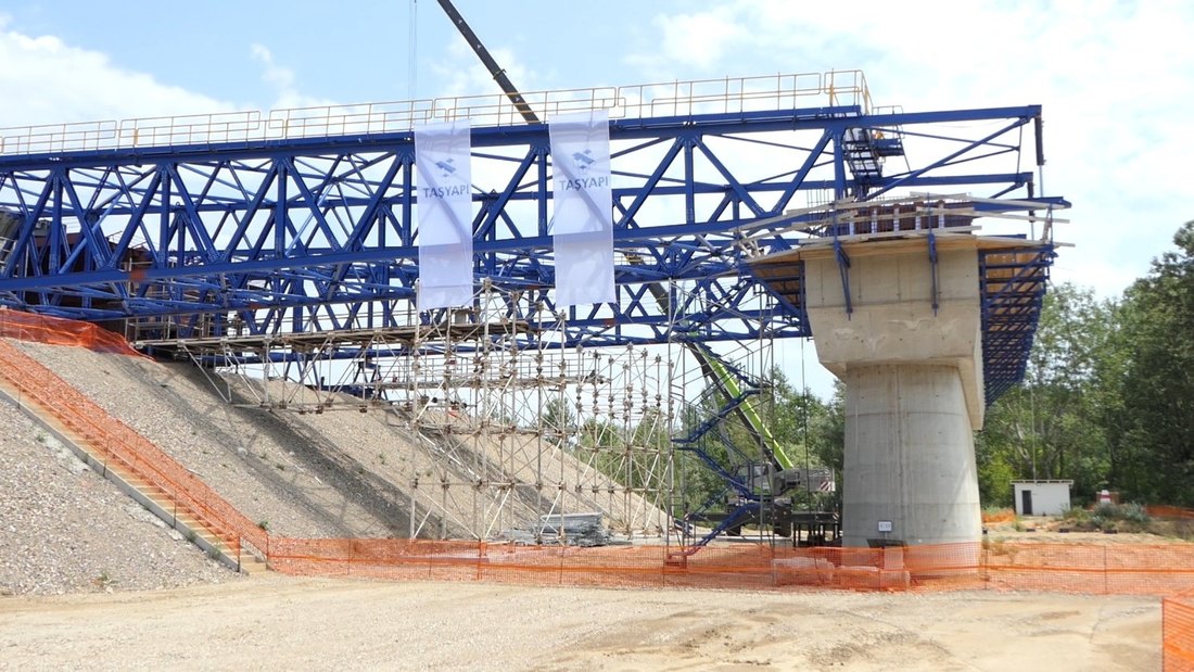 Momirović: Na mostu preko Save primenjujemo najsavremeniju tehnologiju u izgradnji mostova