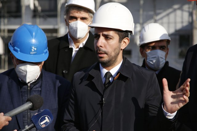 Momirović obišao radove na izgradnji stanova: Moramo dodatno da ubrzamo