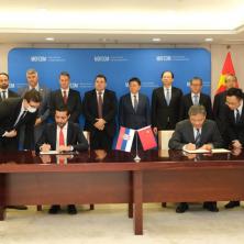 Momirović u Pekingu potpisao Memorandum o razumevanju čime formalno započinju pregovori o slobodnoj trgovini između Srbije i Kine (FOTO)