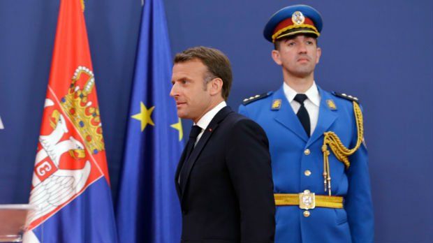 Mond: Makron želi da ponovo pokrene francusko-srpske odnose