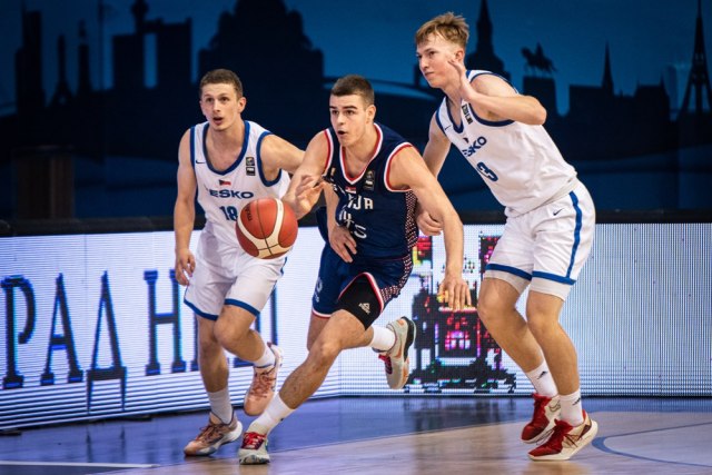 Monstruozna Srbija otvorila Evrobasket sa +57