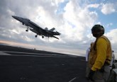 Mornarica SAD se oprostila od nosača aviona Enterprajz