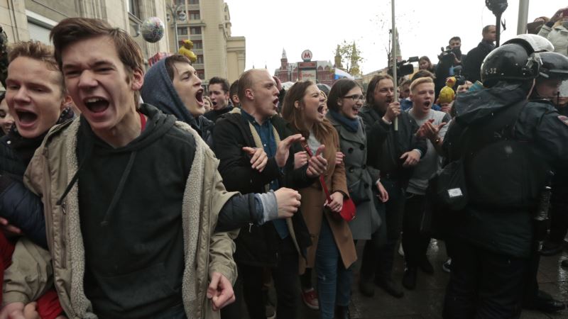 Moskva: Stotine gradjana uhapšene na antivladinim protestima