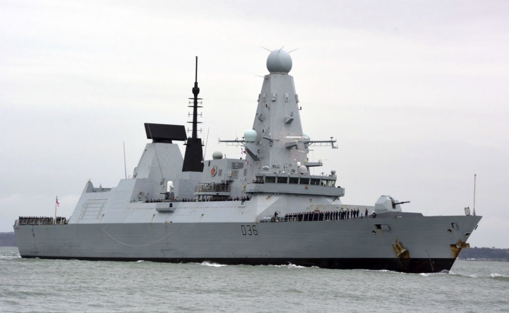 Moskva o incidentu sa britanskim brodom: Nadamo se da će Zapad naučiti nešto