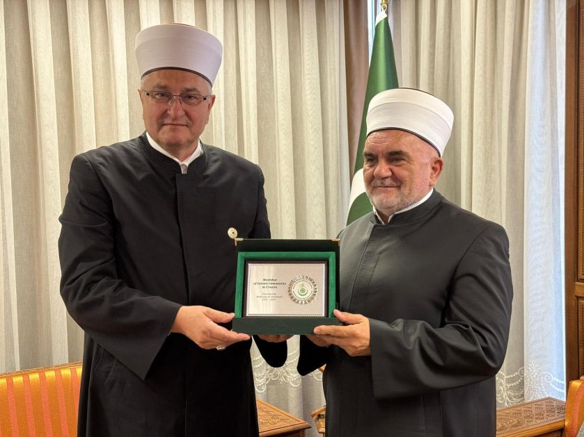 Muftija Hasanović u zvaničnoj posjeti Mešihatu IZ-e