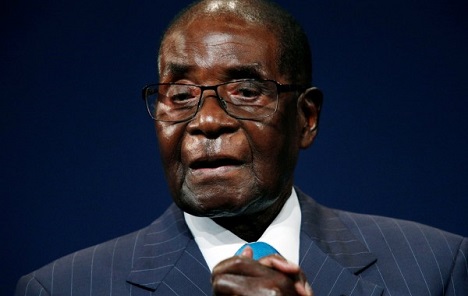 Mugabe odbija popustiti vojnicima i dati ostavku