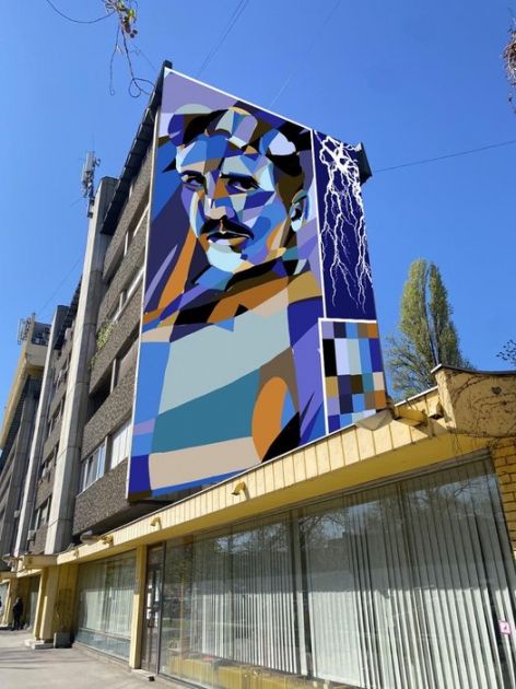 Mural Tesle na zgradi Elektrovojvodine u okviru Dana američke kulture