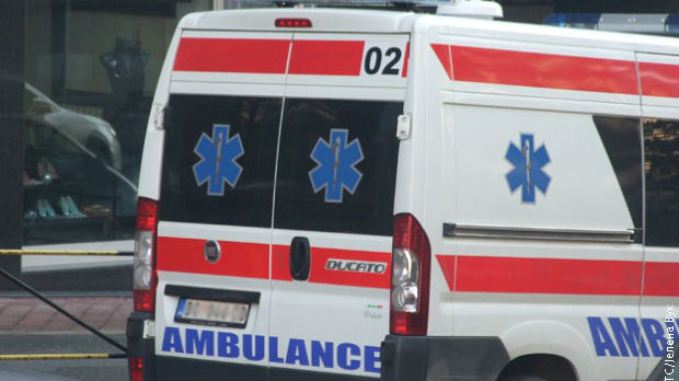 Muškarac lakše povređen u saobraćajnoj nesreći u Beogradu