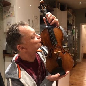 Muzičar i izgubljena violina vredna 250.000 funti