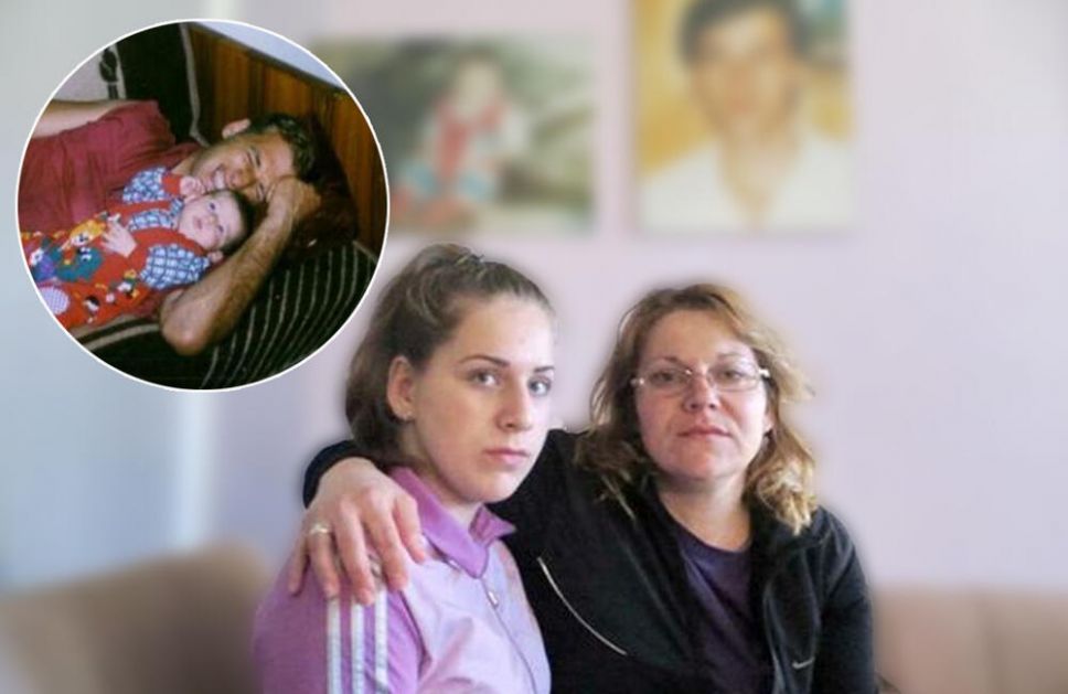 NA GROBU SUPRUGA I ĆERKE PRIČAM, KAO DA SU ŽIVI: Bol ove žene ne jenjava ni 22 godine nakon NATO agresije, trudna preživela PAKAO
