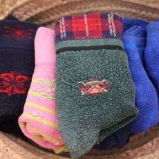NAJBOLJI TRIK DO SADA: Uzmite čarape i NAJOBIČNIJU ŠTIPALJKU i više ih nikada nećete IZGUBITI u pranju