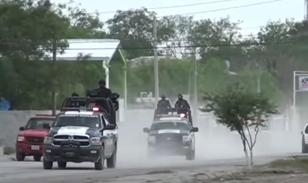 NAJMANJE 15 MRTVIH U NAPADIMA U MEKSIKU: Rascep u glavnom kartelu! Otete žene držane u gepeku! Nacionalna garda na terenu! VIDEO