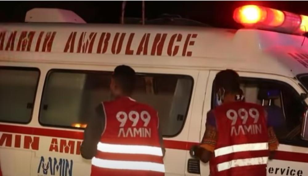 NAJMANJE 20 MRTVIH U EKSPLOZIJI: Automobil bomba u prestonoci Somalije ranio još 30 ljudi! Čula se i pucnjava! (VIDEO)