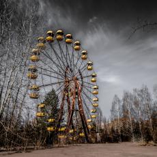 NAKON 35 GODINA OD NUKLEARNE KATASTROFE LOVIĆE SE JELENI: Černobilj postaje turistička atrakcija?