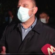 NAPETO U GRAČANICI: Popović razgovarao sa napadnutim Zoranom, okupljeni Albanci uzvikivali OVK (VIDEO)