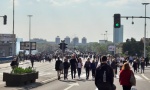 NAROD POHRLIO U BEOGRAD: Građani iz cele zemlje stižu na miting Budućnost Srbije; Brankov most zatvoren za saobraćaj