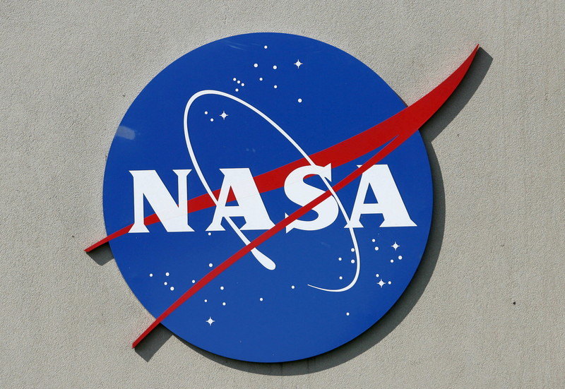 NASA odabrala Spejs Iks za sledeće sletanje astronauta na Mesec (VIDEO)