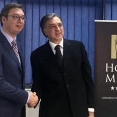 NASTAVLJA DA OBAVLJA POSAO PREMIJERA: Vučić susrete u Mostaru započeo sastankom sa Vujanovićem