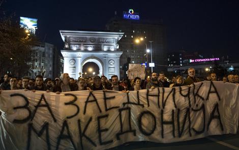 NASTAVLJENE DEMONSTRACIJE Ponovo protesti u Makedoniji protiv platforme albanskih političkih partija