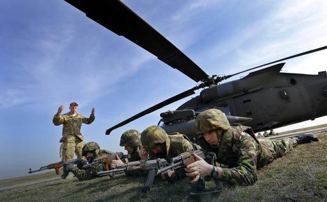 NATO PUMPA MIŠIĆE Novi veliki štabovi u Evropi, misija: PARALISATI RUSE
