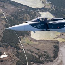 NATO U PRIPRAVNOSTI! Mađarski vojni avioni Gripen primili prvi put SIGNAL za UZBUNU!