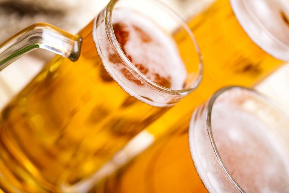 NAZDRAVLJE ALI S MEROM: 7 naučno potvrđenih benifita omiljenog pića za vaše zdravlje