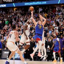 NBA: Ni Jokić nekad nije dovoljan za slavlje, Finiks dobio u Denveru posle drame i produžetka (VIDEO)