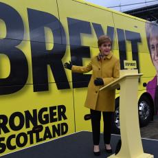 NE MOŽEMO BITI ZAROBLJENI U VELIKOJ BRITANIJI Škotska premijerka traži novi referendum o NEZAVISNOSTI