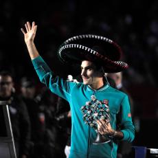 NE POMIŠLJA NA PENZIJU: Federer OBJAVIO da će igrati i posle 40. godine! Švajcarac OTKRIO ciljeve u 2020.