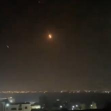 NEBO SE ZACRVENELO! Ovako iranska balistička raketa UDARA u Izrael! (VIDEO)