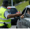 NEKI NE ODUSTAJU OD BRZINE: Vozači smislili nov način kako da jurcaju po auto-putu, a da prođu bez kazne