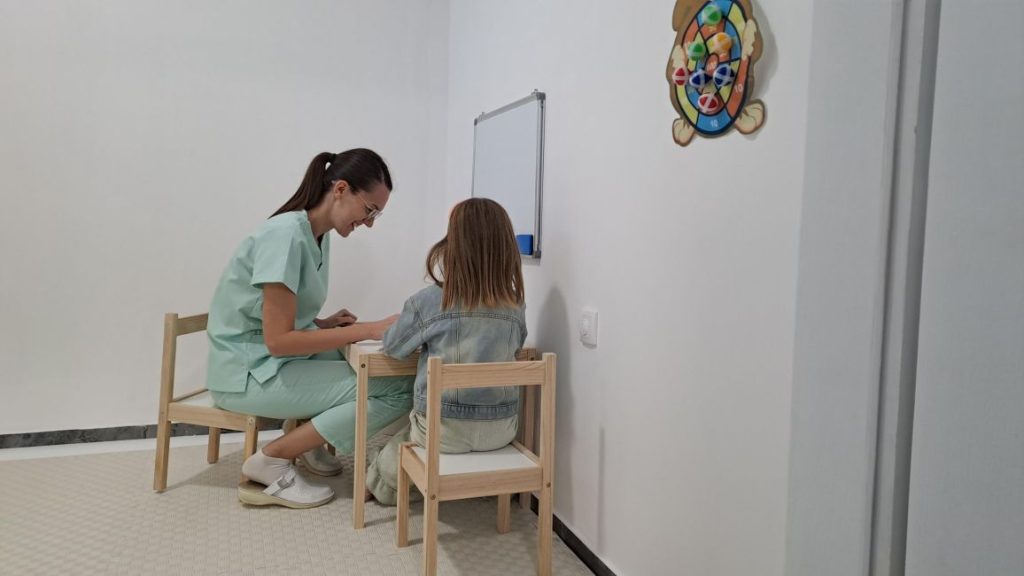 РАЗВОЈНИ ЦЕНТАР „NEUROZAIK“ ПОЧИЊЕ СА РАДОМ У АПАТИНУ