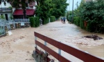 NEVREME pogodilo Kruševac: Padavine dovele do bujanja potoka, UGROŽENA DOMAĆINSTVA i putevi (FOTO/VIDEO)