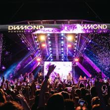 NEZABORAVAN KONCERT ZDRAVKA ČOLIĆA NA KRKU - PRILAZ OSTRVU BIO ZAKRČEN