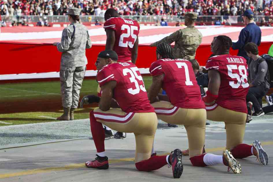NFL: Ne mora da se stoji tokom intoniranja himne!