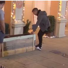 NIJE BILO SUĐENO DA SE UTOPI: Evo ko je spasio Filipovu kutiju, a onda je on NAPAO TARU (VIDEO)