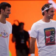 NIJE HTEO DA MU PREĆUTI: Novak se SUPROTSTAVIO Federeru! Čuo sam šta je pričao (FOTO)