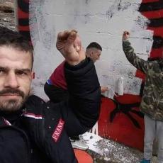 NIJE OVO ALBANIJA, VEĆ SRPSKA CRNA GORA! Srbi prekrečili albanski grb, Milova policija crta novi? (FOTO)