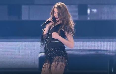 NIKO NIJE ZNAO DA JE U DRUGOM STANJU Makedonska predstavnica pokazala TRUDNIČKI STOMAK na Evroviziji