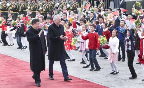 NIKOLIĆ U PEKINGU: Sastao se s privrednicima i novinarima, danas i sa premijerom