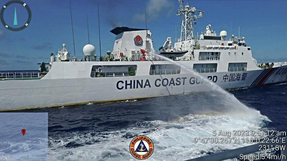 NOVA NAPETOST U JUŽNOM KINESKOM MORU: Kinezi vodenim topom oterali filipinski brod