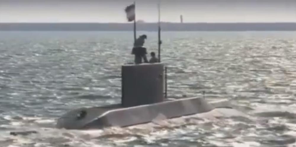 NOVA TRAMPOVA GLAVOBOLJA: Iran predstavio svoju prvu podmornicu naoružanu onim čega se SAD NAJVIŠE PLAŠE (VIDEO)