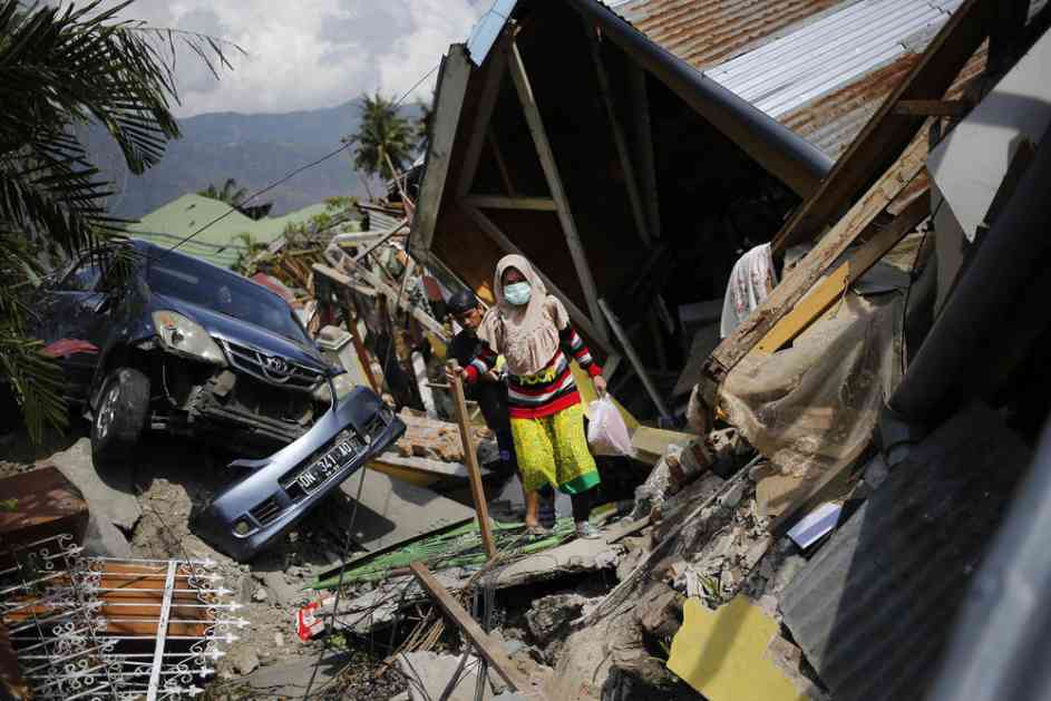NOVI CRNI BILANS: Više od 1.550 mrtvih u zemljotresu i cunamiju u Indoneziji