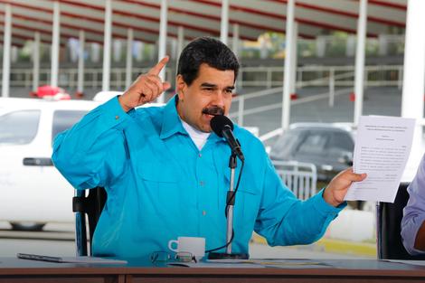 NOVI PRITISAK NA MADURA Brisel uvodi embargo na oružje Venecueli